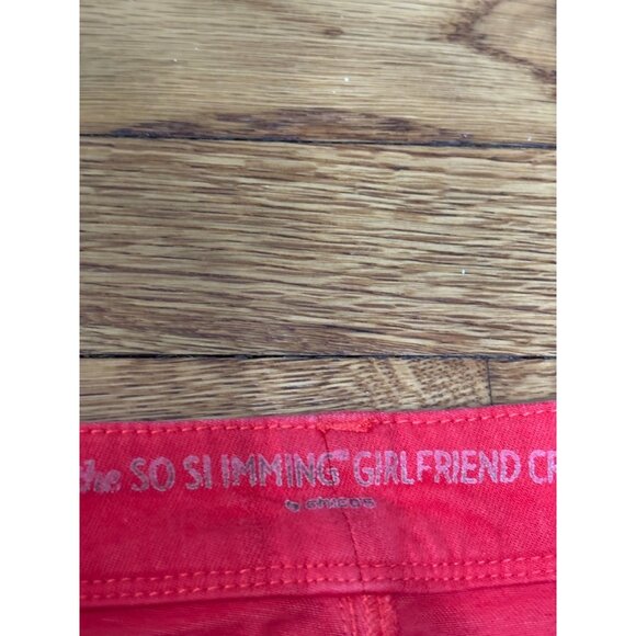 Chico's So Slimming Girlfriend Crop Jeans Women's SZ .5 (US 6) Red Stretch Denim - Picture 3 of 6